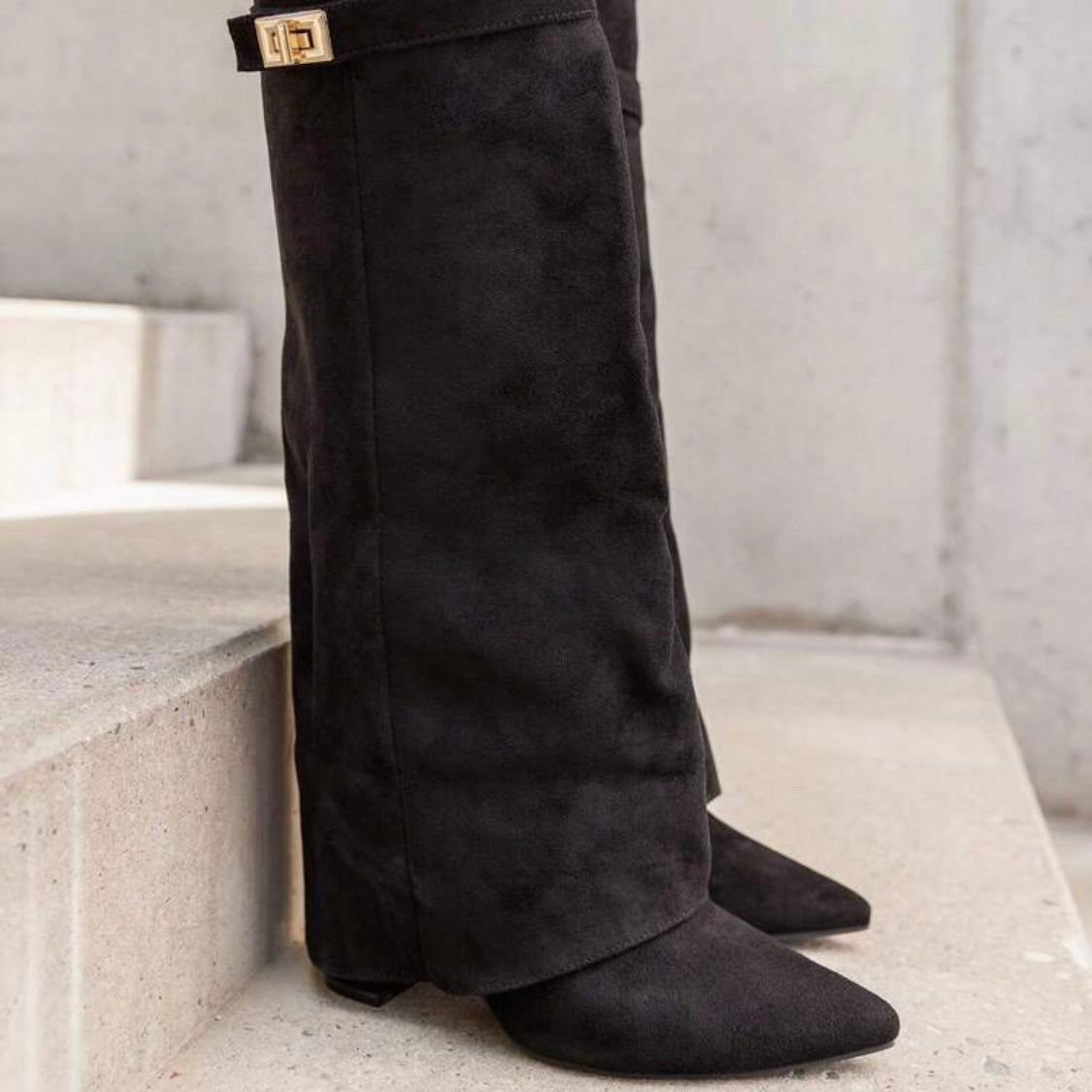 CAVELLÉ Boots black