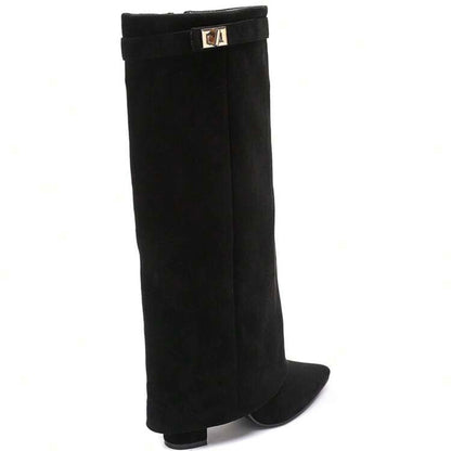 CAVELLÉ Boots black